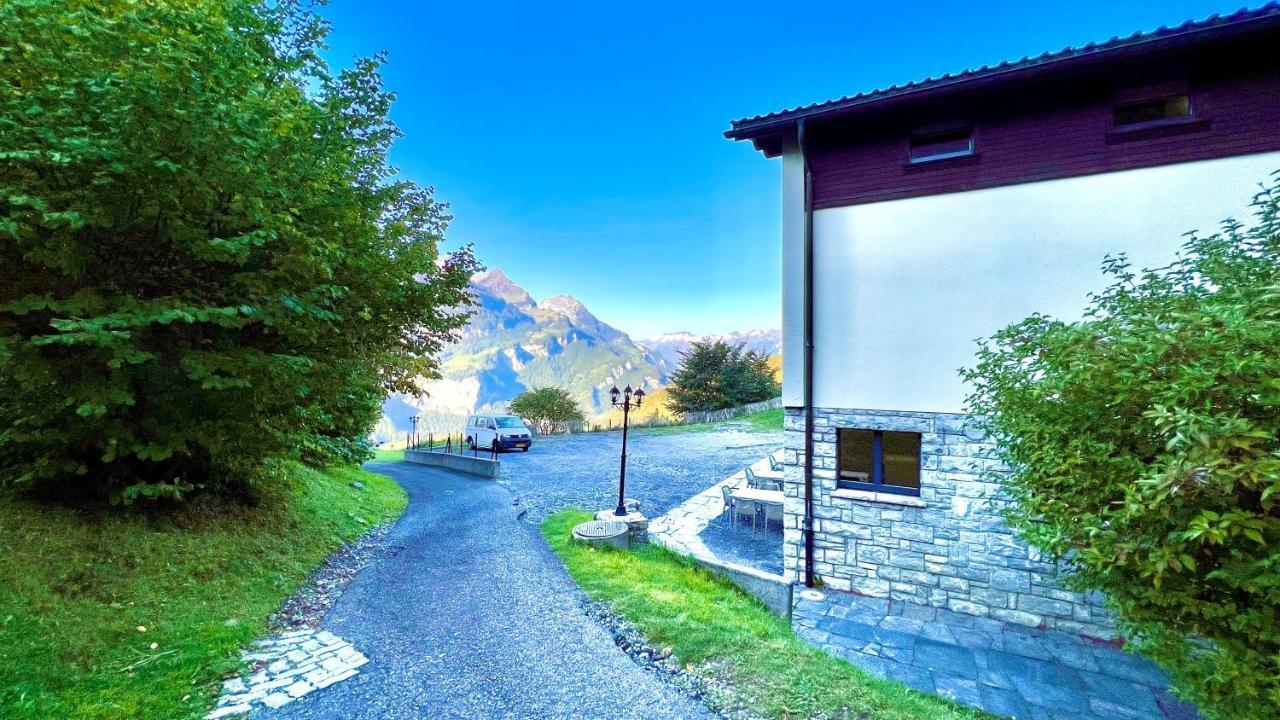 Family & Mountain Lodge C'Est La Vie Hasliberg Exteriör bild